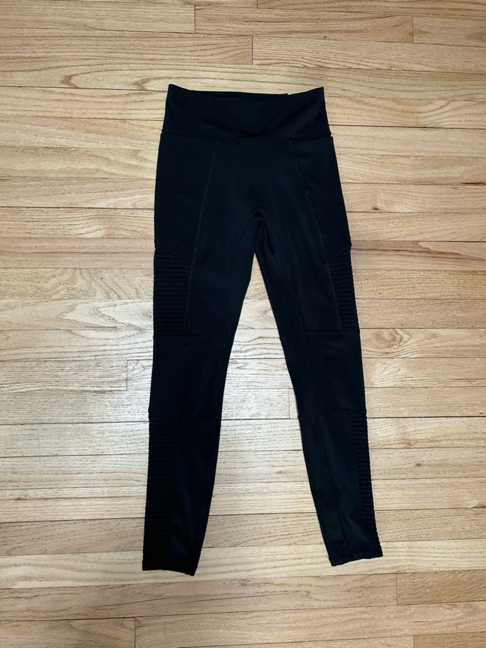 Fabletics Black High-Waist Ribbed Leggings